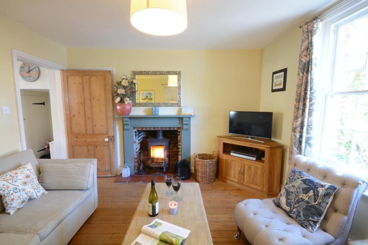Pebble Beach Cottage, Aldeburgh Ngoại thất bức ảnh