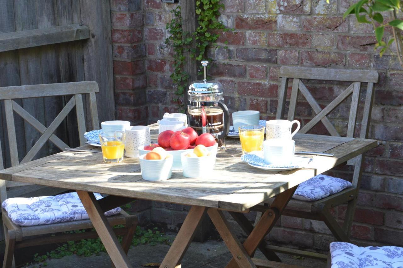 Pebble Beach Cottage, Aldeburgh Ngoại thất bức ảnh
